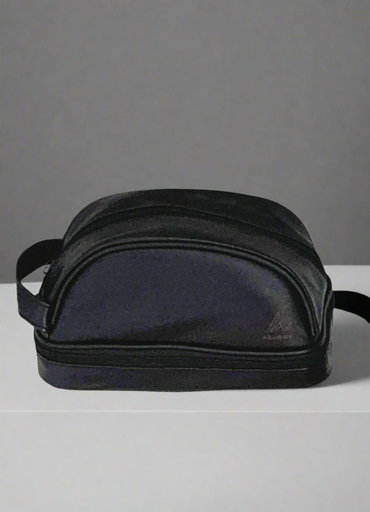 Sleek & Stylish Travel Toiletry Bag – Built for Convenience