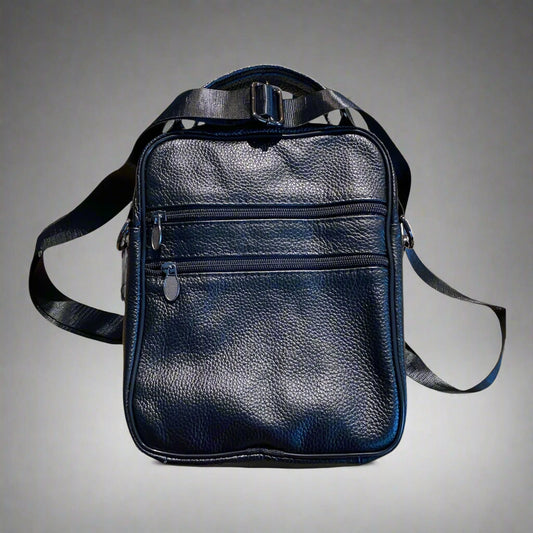 The Gentleman’s Carry-Structured Men’s Leather Bag