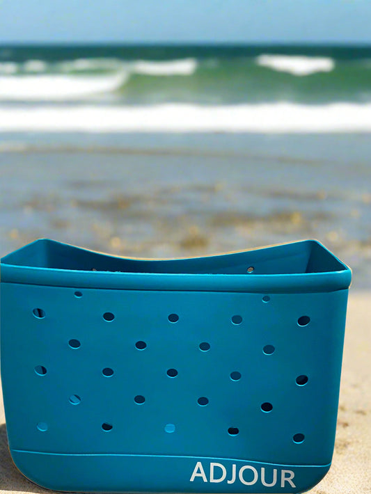 A large capacity basket-style tote