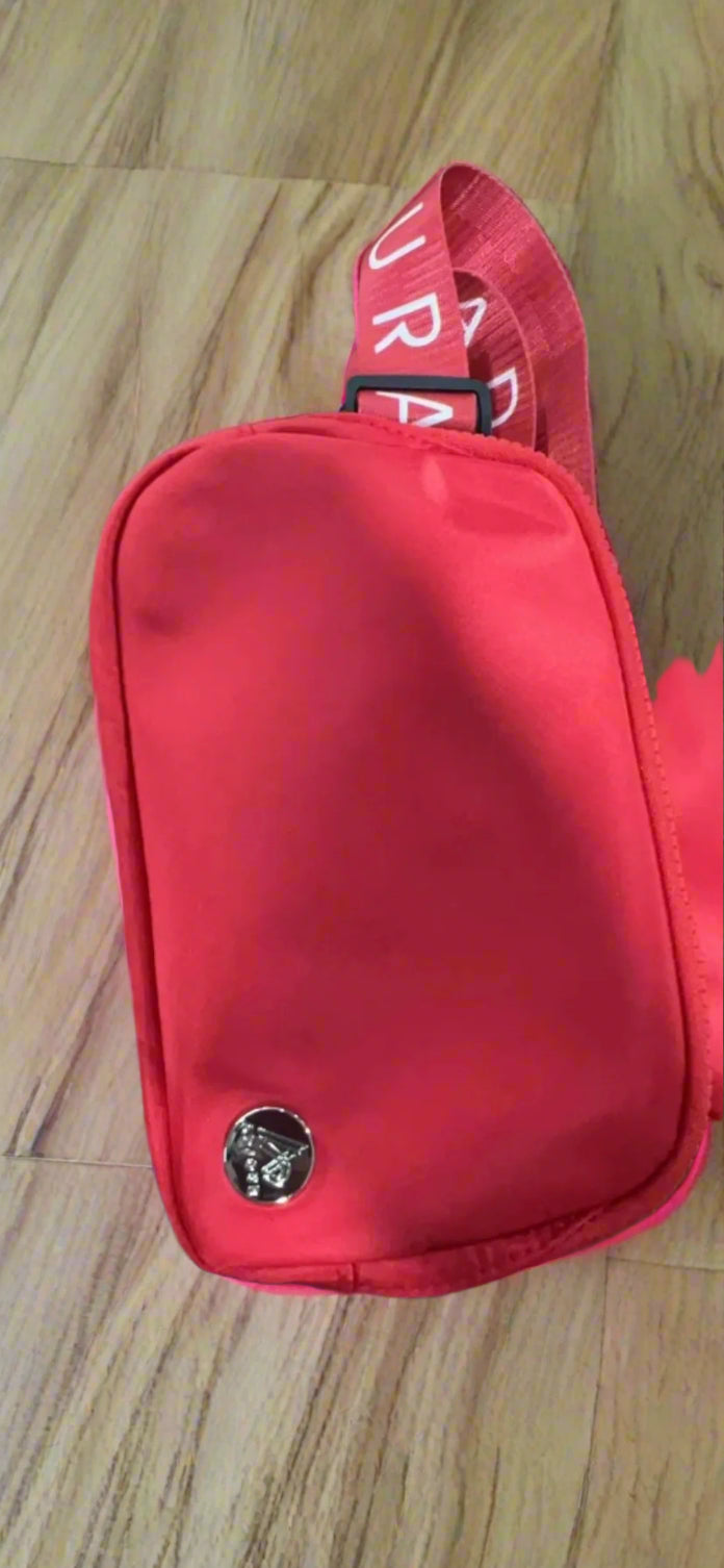 Adjustable Belt Bag – Lightweight & Stylish for On-the-Go Convenience